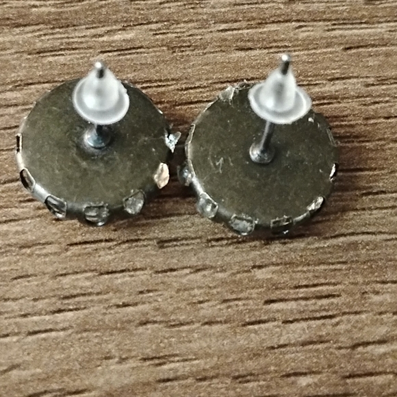 Giraffe Wild Animal Earrings - Picture 3 of 4